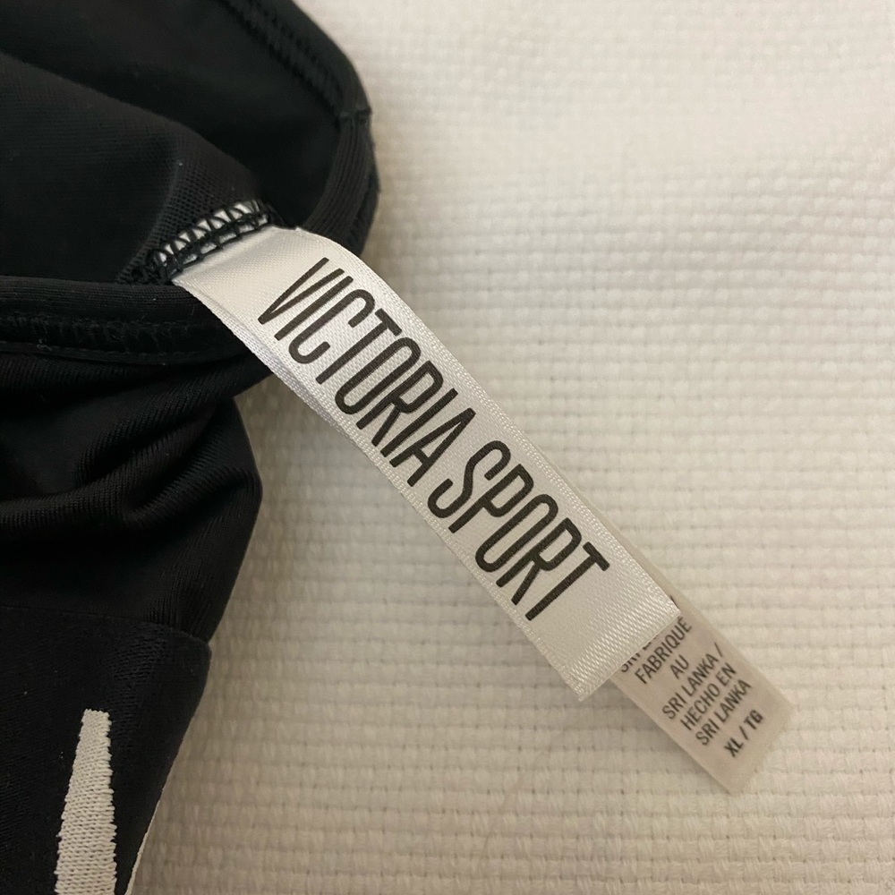 Victoria Sport The Player Racerback Sport Bra NWT - Picture 4 of 7